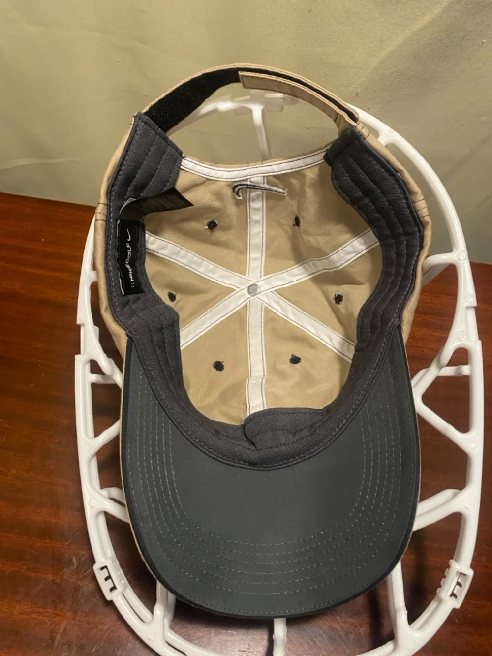 Nike 2014 Adult Contrast Stitch Golf/Pickleball Hat Khaki Black O/S